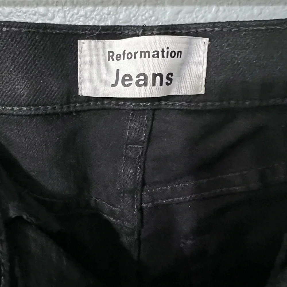 Reformation Jeans Women’s Liza High Rise Straight Leg Raw Hem Black Sz 25 EUC - Picture 4 of 6